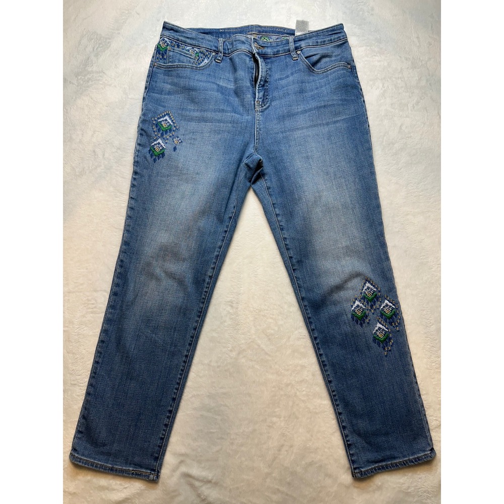 Chicos Slimming Girlfriend Slim Leg Ankle Jean Embroidered Blue Denim 10.5 -215